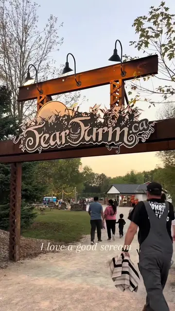 Who is ready for @Fearfarm 💀👻🎃 📍Bright, ON My sister made this video last ye