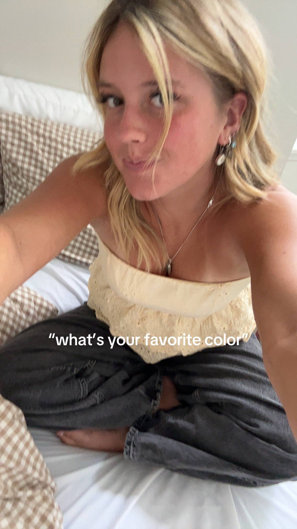 take a guess #favoritecolor #noticing #yellow #colors 