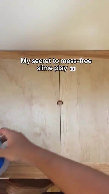 Slime play without slime taking over the house 🙌  The slime doesn’t cling to li