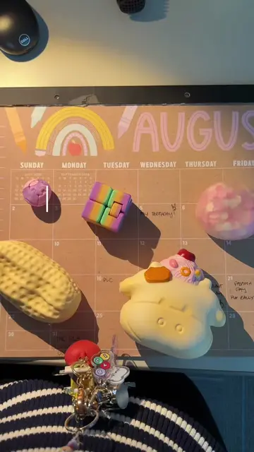 fidgets i brought to work this week as a teacher 🍎✏️🐇 i don’t use these when k