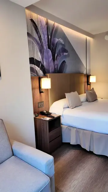 Hotel Riu Plaza Manhattan Times Square puts you close to Broadway, shopping, res