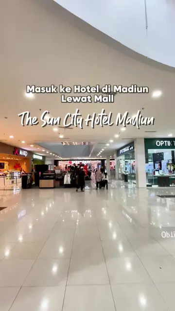 Stay di Hotel yang punya akses langsung to Mall di Madiun, masuknya lewat mataha