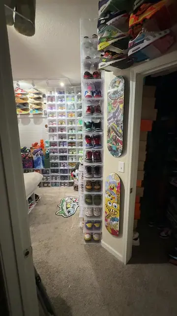 #sneakerheads #sneakerroom #nikesb #sneakertok #shoesstyle 