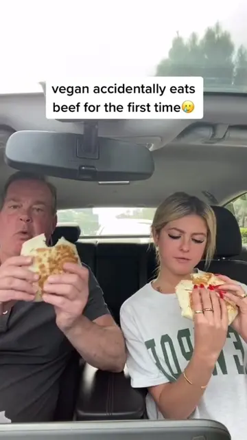 Vegetarian’s first time eating meat #vegetarian #funny #usa #fyp #food 