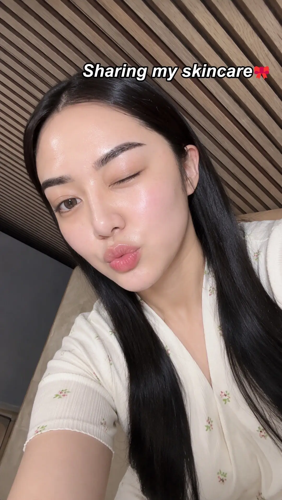 Share ko lang ang current skincare stack ko! Less dullness, mas plump at smooth,