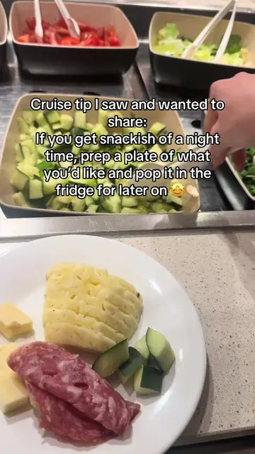 Why pay for food at midnight when you can have it for free👏🏻 snack plate for t