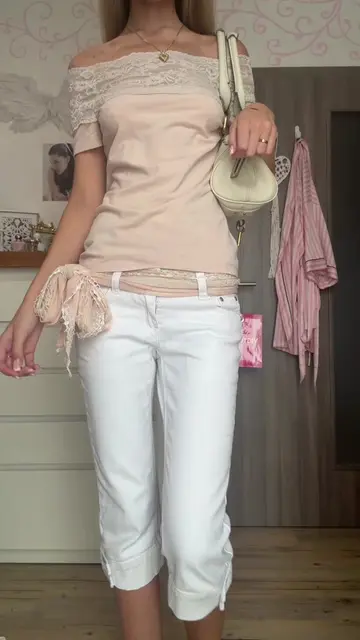 had to leave in 5 minutes so only had one take but the outfit too cute not to sh