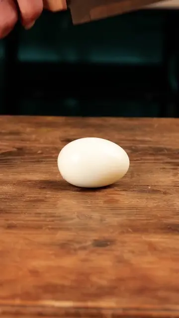 Genius Hacks to Cut & Peel Food in Seconds #kitchen #hacks #chef #fyp 