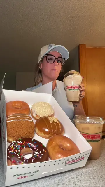 My old #krispykreme donuts order VS my new one using the @MenuFit.app use c ode 