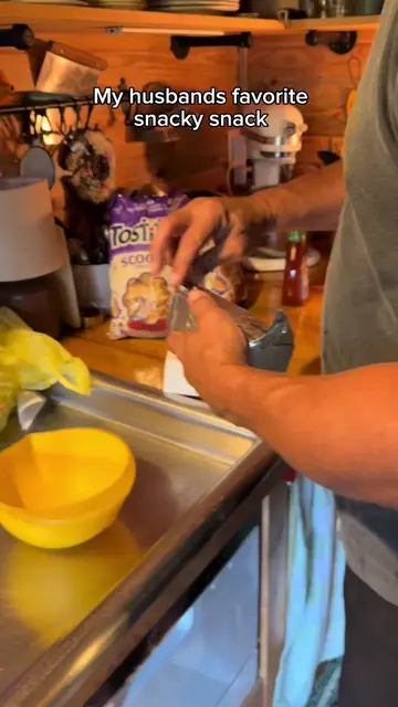 We all have that snack we just can’t get enough of do t we? This is Dustin’s lol