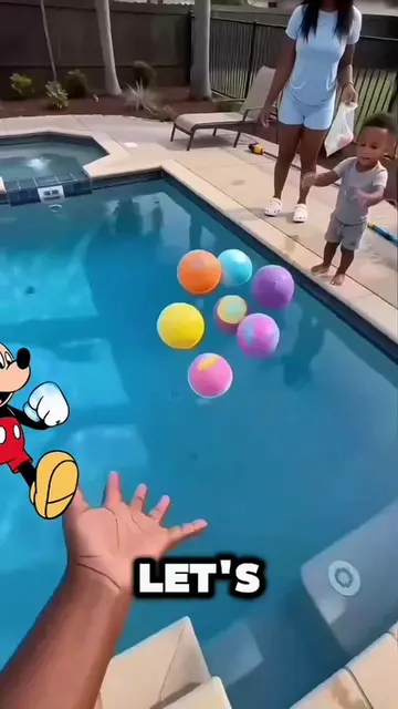 lets make a bath bomb together! #interactive #letsmakeit #bathbomb 