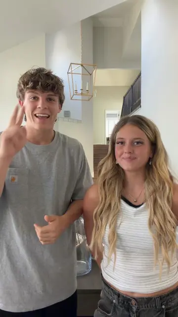 WHY IS SHE SO GOOD?! #asl #signlanguage #gf #fluency #learn  