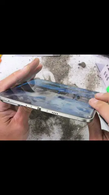 GOOGLE MADE A MISTAKE #pixel11profold #durability #bendtest #jerryrigeverythingp