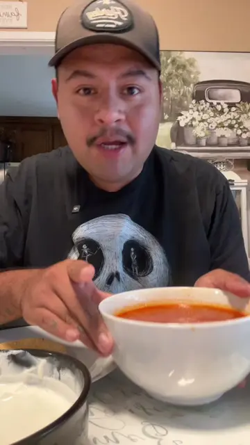 Obviously with repollo, ravanos y cebolla on top ! #pozole #pozolerojo #steviedo