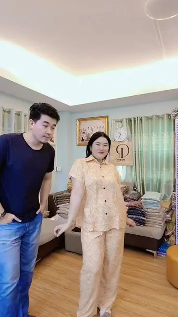 ပေါ့ပါးလွတ်လပ်စွာ နေကြမယ် ချစ်သောရေ♥️♥️♥️ #1000000views #ရောက်ချင်တဲ့နေရာရောက်👌