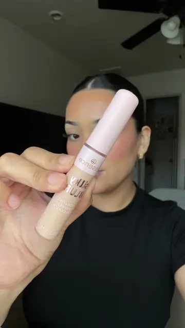 I get the obsession now 😩 @essence.cosmetics  #makeuptok #concealer #makeup #vi