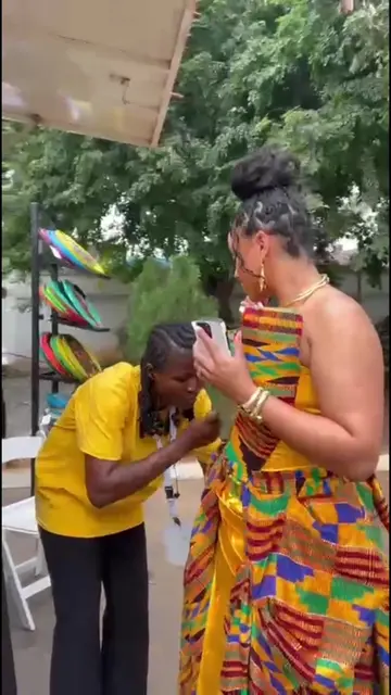 Last minute Adjustments at @Bozoma Saint John and @keelywatson #wedding #badassb