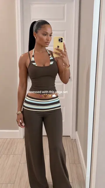 the perfect yoga set 😍 love the stripes details !  #yogaset #twopieceset #tikto
