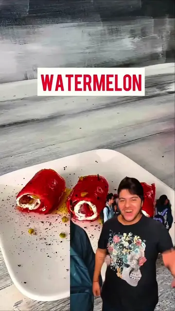 QUANDO A TIA DA MERENDA TE ODEIA