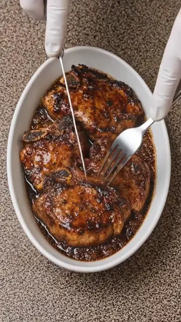 Sticky Honey Garlic Pork Chops
 Ingredients:
 4 boneless pork chops (about 1 inc