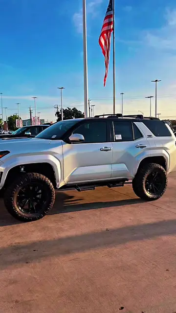 🤍🔥 THIS 4RUNNER DID NOT COME TO BLEND IN.  Come see this 2026 Toyota TRD Sport