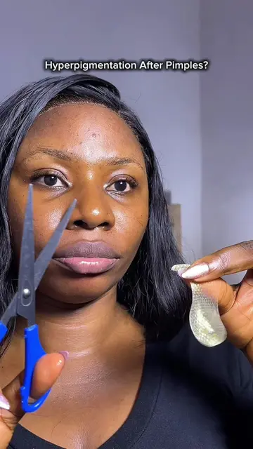 Turning one eye patch into 20 targeted spot patches ✨💛 . Love a skincare hack t