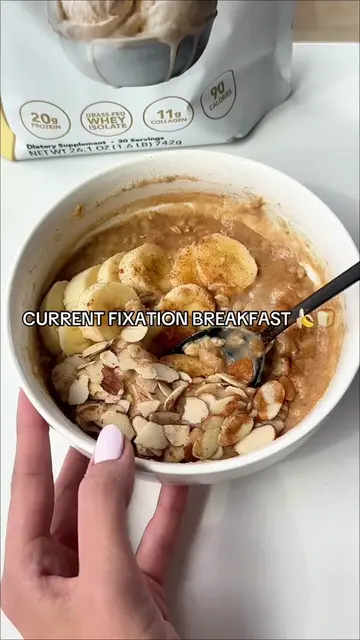 BRB, we’re making warm Banana Bread Oats for brekkie (protein-packed) with our n