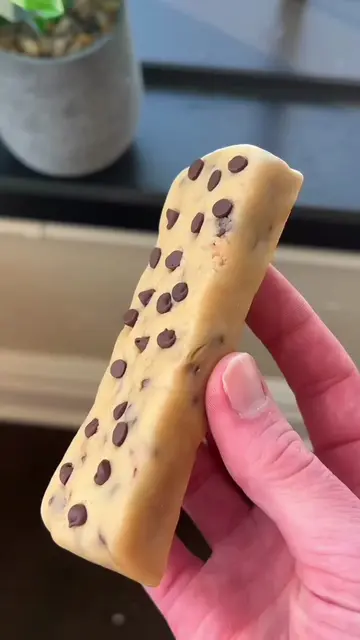 No-Bake Cookie Dough Bar vs M&M Cookie Dough Bar 🍪 Ingredients No-Bake Cookie D