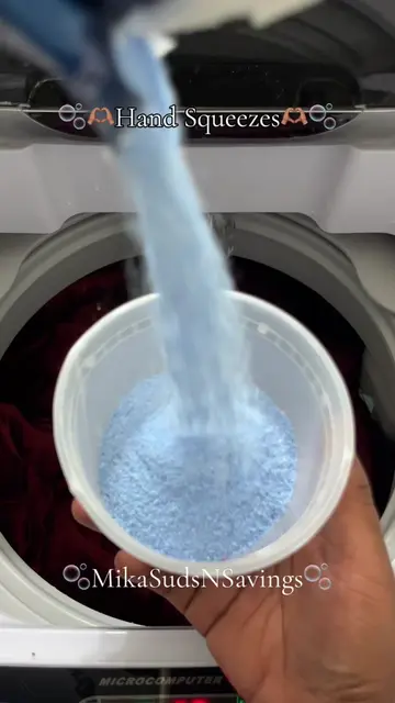 🫧🫶🏽Hand Squeezes🫶🏽🫧 enjoy these pours, mix, and hand squeezes with Ariel, 