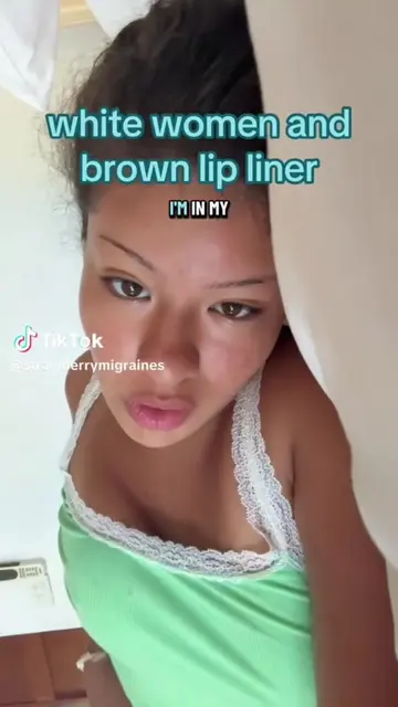 Where my brown lip liner lovers at!! 🙋🏼‍♀️🤪 #lipliner #lipcolourchallenge #li