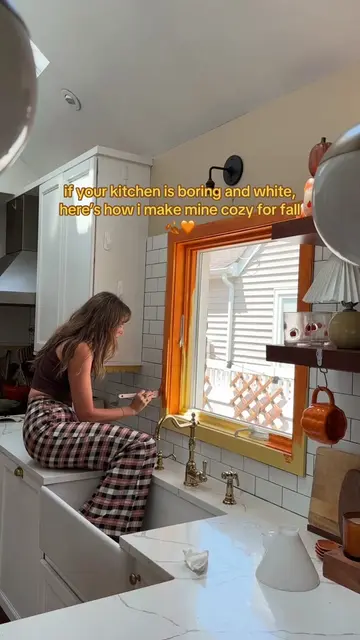 ways i take my plain white kitchen from boring to cozy for fall 🍂🧡🎃 #fallaest