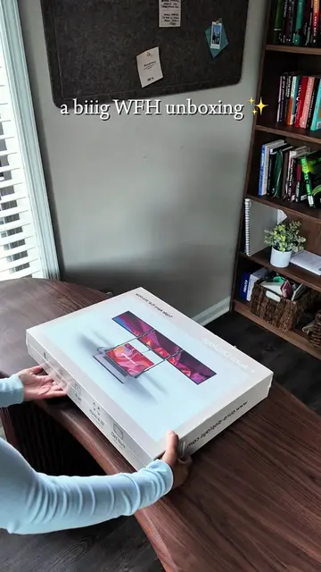 A very BIG wfh unboxing 📦💻 #Tech #workfromanywhere #unboxing #remoteworker #mo