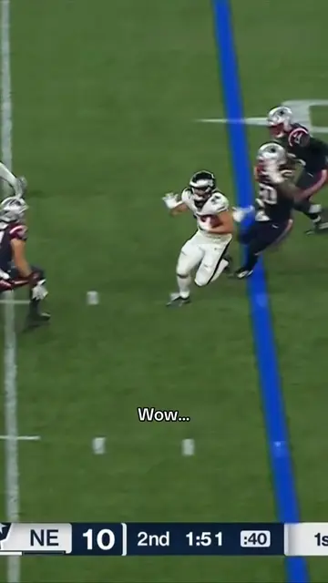 Wanna see him hurdle a grown man? Wanna see him do it again? #eagles #nfl #carso