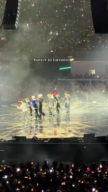 @BTS 🤍 #bts #btsconcert #toronto #bts_official_bighit #rogersstadium 