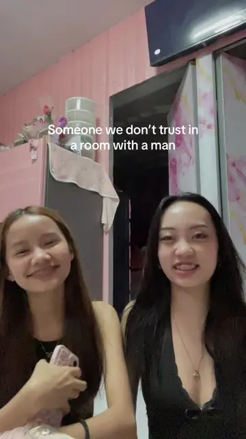 Tiwi kaayo ayHHAHAHAHAHA😭😭😭, please don’t bash us gi try lng namo ang trend h