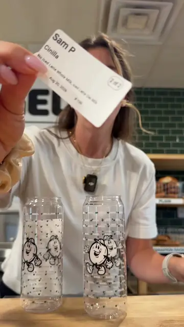 Let’s make a cinnamon vanilla iced latte for a customer !! #coffeerecipe #njcoff