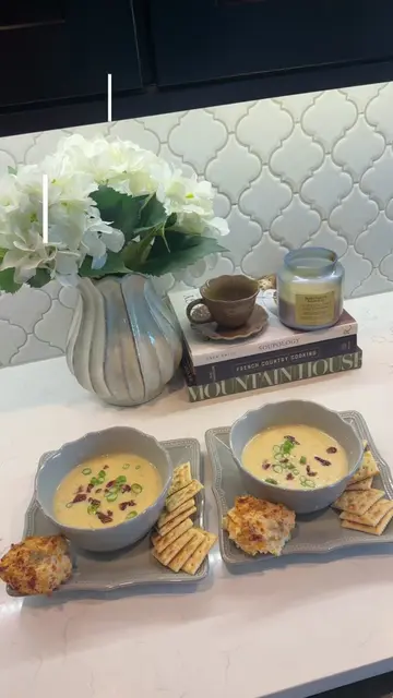 Nat’s Ultimate Loaded Potato Soup 🥔🧀🥓🧅🤎 Episode 2 of Soup Sunday at Natalie