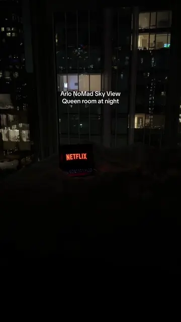 After walking around NYC all day, this was the perfect night: Netflix in bed wit