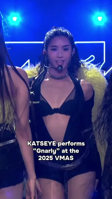 I’m trying to find the right word to describe @KATSEYE’s 2025 #VMA performance b