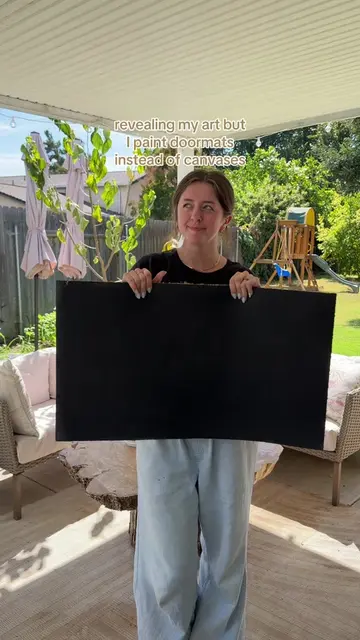 dachshund lovers, this one is for you 🤭🌭✨  I handpaint every single doormat an