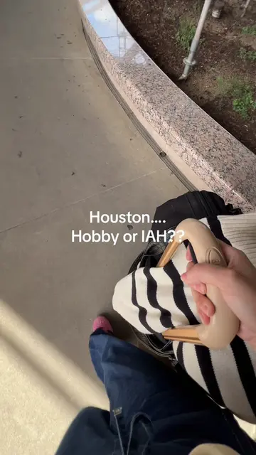 What’s your choice??? 👀 #houston #houstonhobby #houstoniah #iah #htx 