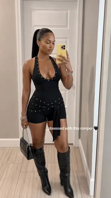 this romper is everything 😍🖤#romper #halterneck #ootn #goingoutoutfit 