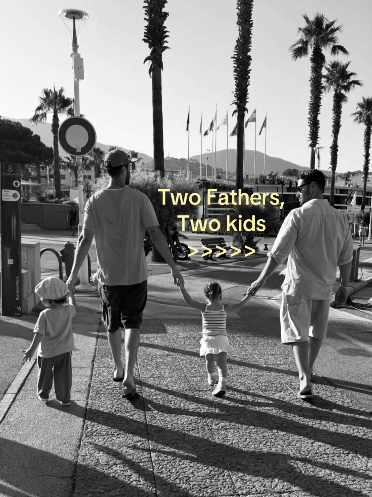 Papa Simon et Papa Marco. 🖤🥹 #gay #gaylove #twodads #Lifestyle #jacquemus 