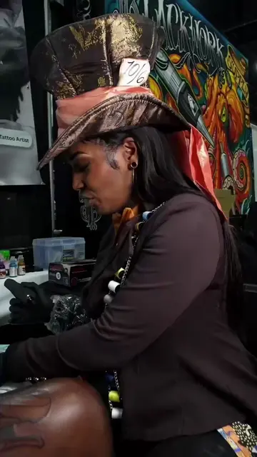 Three tips for tattooing melanated skin with Dallas based artist (IG:) themadtat