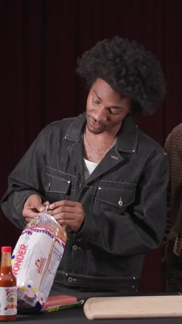 Trying the “Outer Banks” cast’s struggle meals: JD edition 🌭 Are his “struggle 