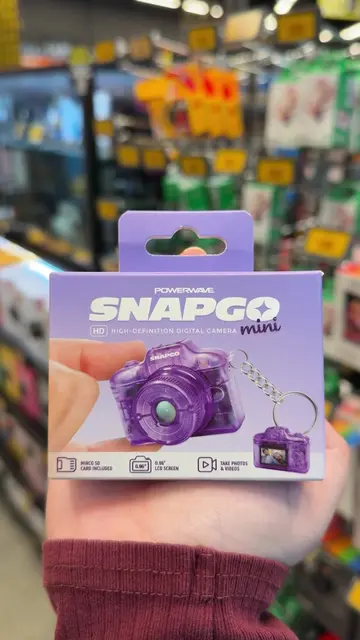Big memories, tiny camera (and the ultimate fit check upgrade!) 📸✨ Meet the Sna