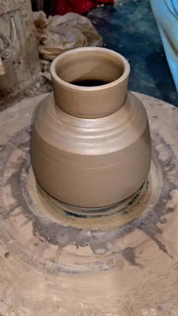 The sound and motion of this thread cut  Pure relaxation! Follow for more daily 
