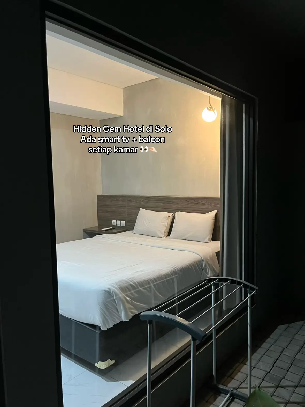 Mulai dari 200rb an aja udah bisa staycation disini lohh, bookingnya lewat TikTo