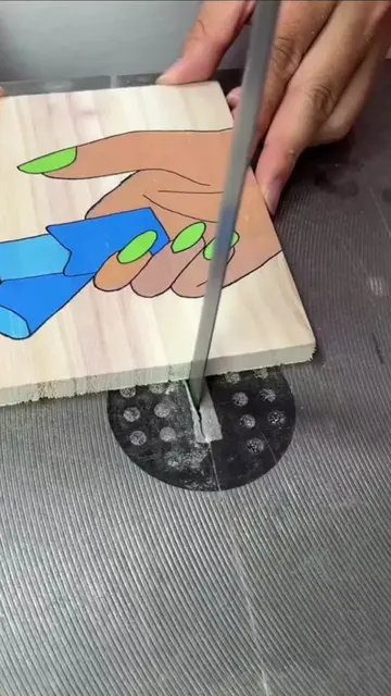 Colorful Hand Design on Wood 🎨🖐️🪵 | Satisfying ASMR Watch a creative hand des