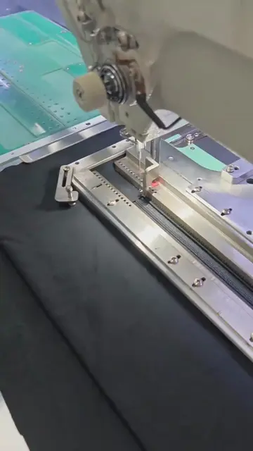 Laser pocket opening machine #Automaticbuttonmachine#одеждаfabрика #автоматическ